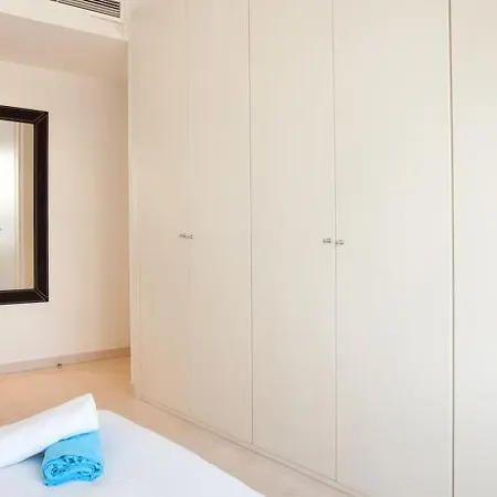 Akira Flats Diagonal Mar * Barcelona