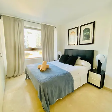 Akira Flats Diagonal Mar * Barcelona